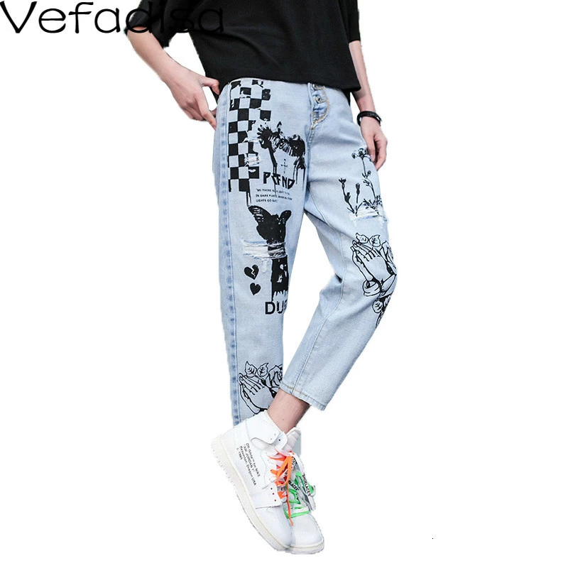 Detail Graffit Celana Nomer 31