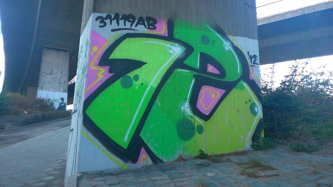 Detail Graffiti 12 Nomer 16