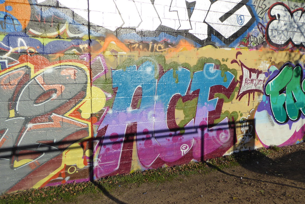 Detail Graffiti Ace Nomer 20