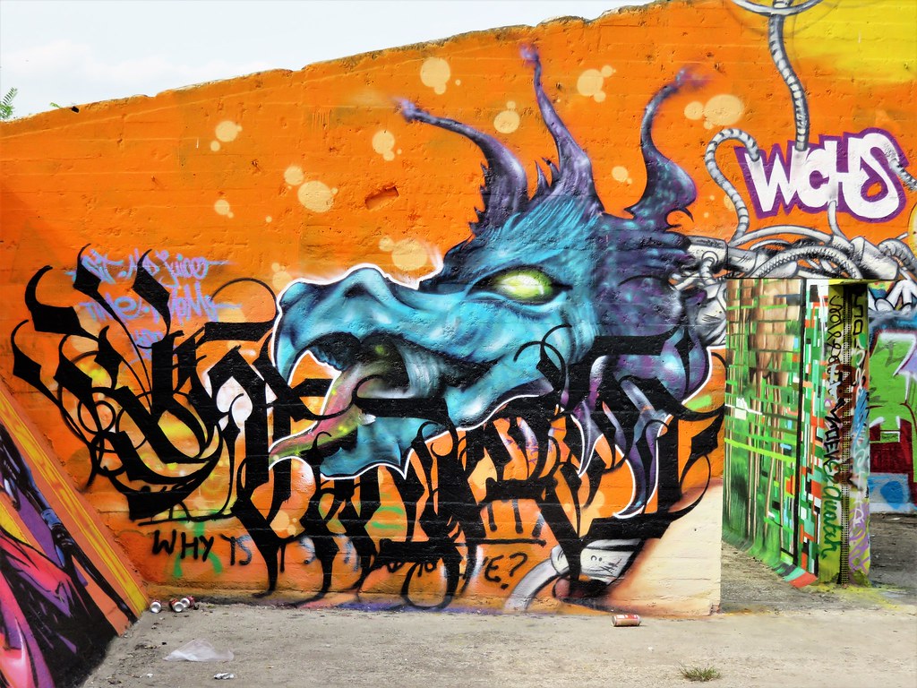 Detail Graffiti Aldo Nomer 18