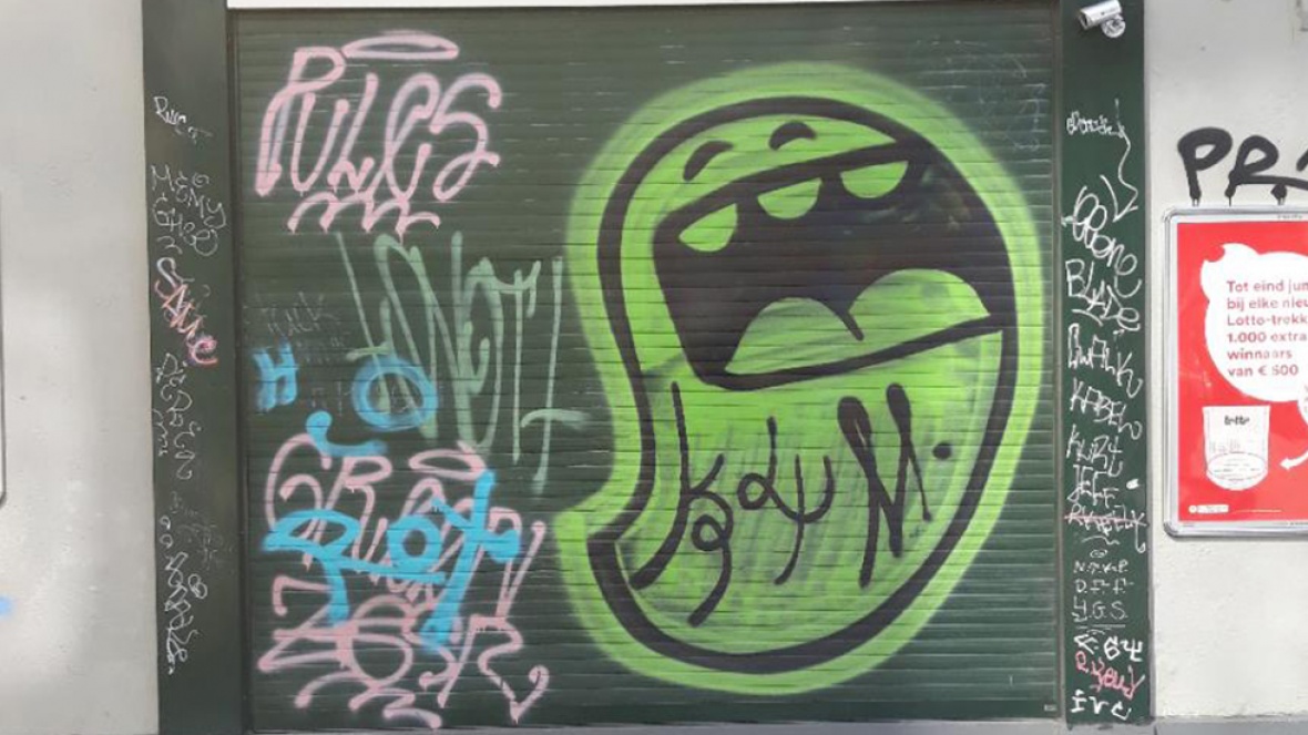 Detail Graffiti Alphabet Bubble Throwie Nomer 34