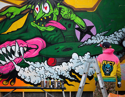 Detail Graffiti Anak Punk Spray Nomer 5