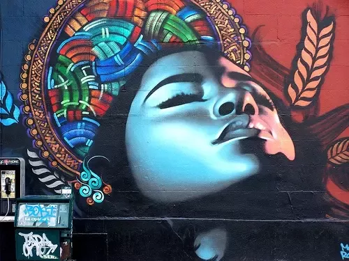 Detail Graffiti And Vandalism Difference Nomer 11