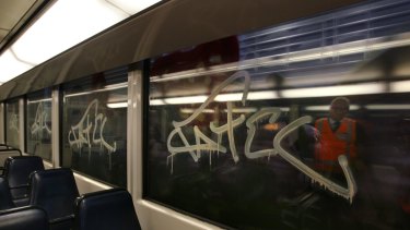 Detail Graffiti And Vandalism On Public Transport Nomer 27