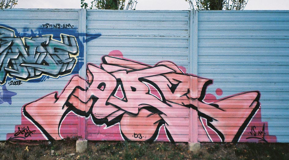 Detail Graffiti Arka Nomer 21