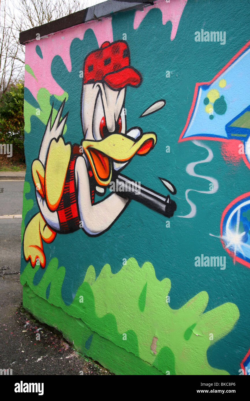 Detail Graffiti Art Sketches Of Characters Donald Duck Nomer 8