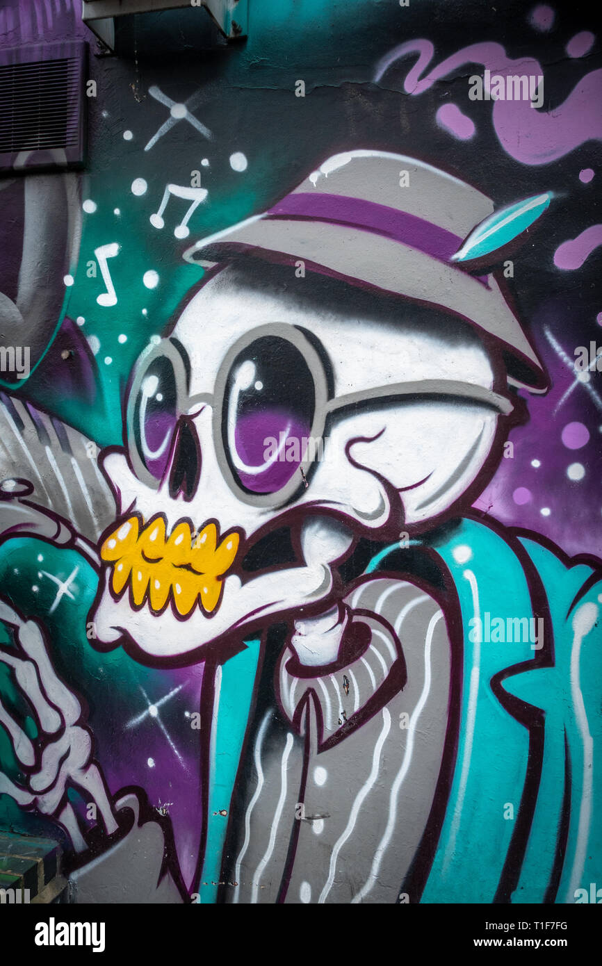 Detail Graffiti Art Skull Nomer 22