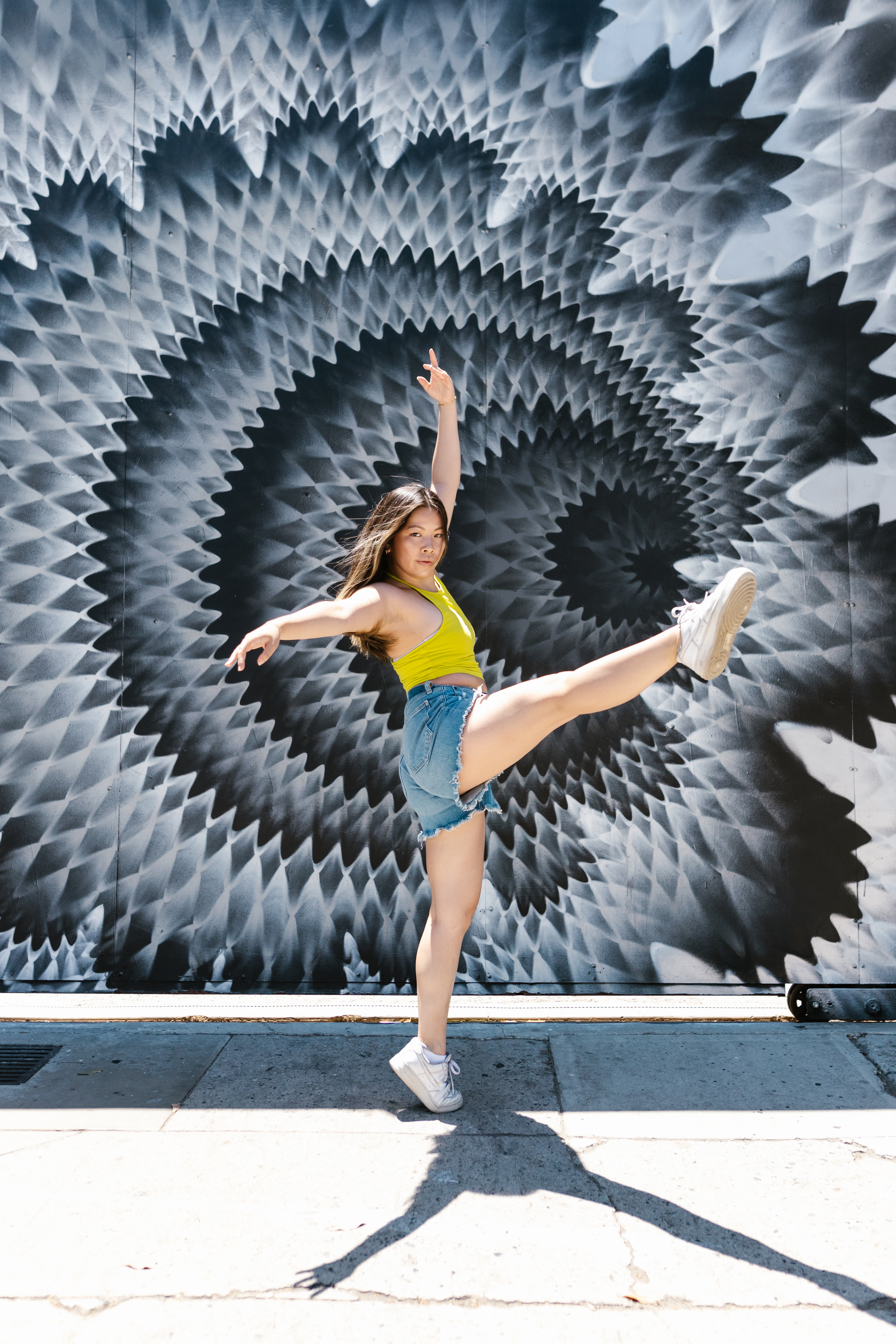 Detail Graffiti Artist Dancer Nomer 49