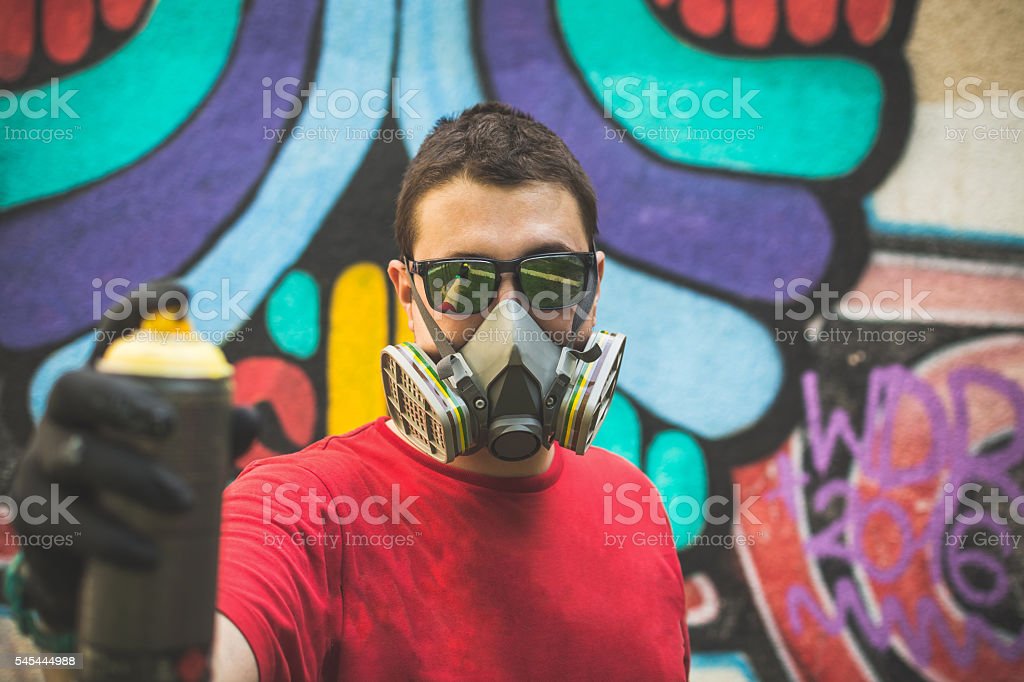Detail Graffiti Artist Mask Nomer 45