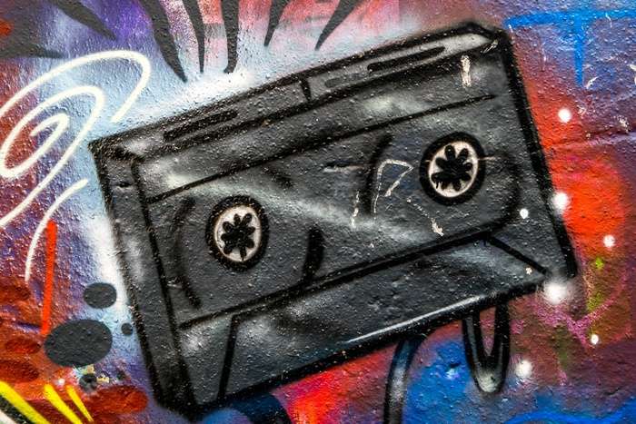 Detail Graffiti Audio Nomer 21