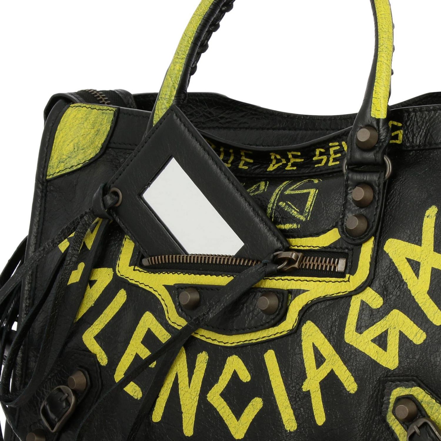 Detail Graffiti Bag Balenciaga Nomer 54