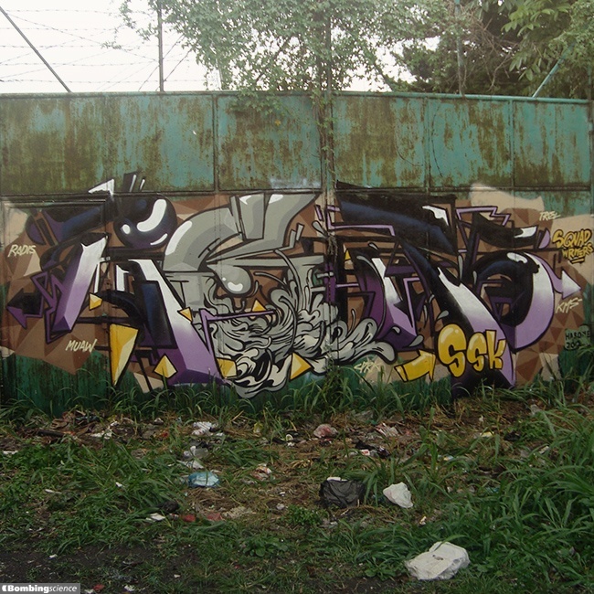 Detail Graffiti Bandung Nomer 39