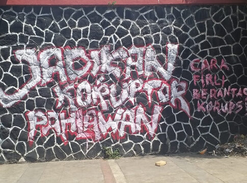 Detail Graffiti Bandung Jalan Merdeka Nomer 14