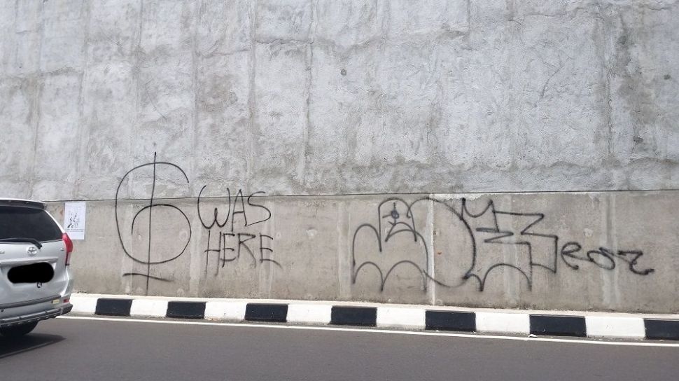 Detail Graffiti Bandung Jalan Merdeka Nomer 15