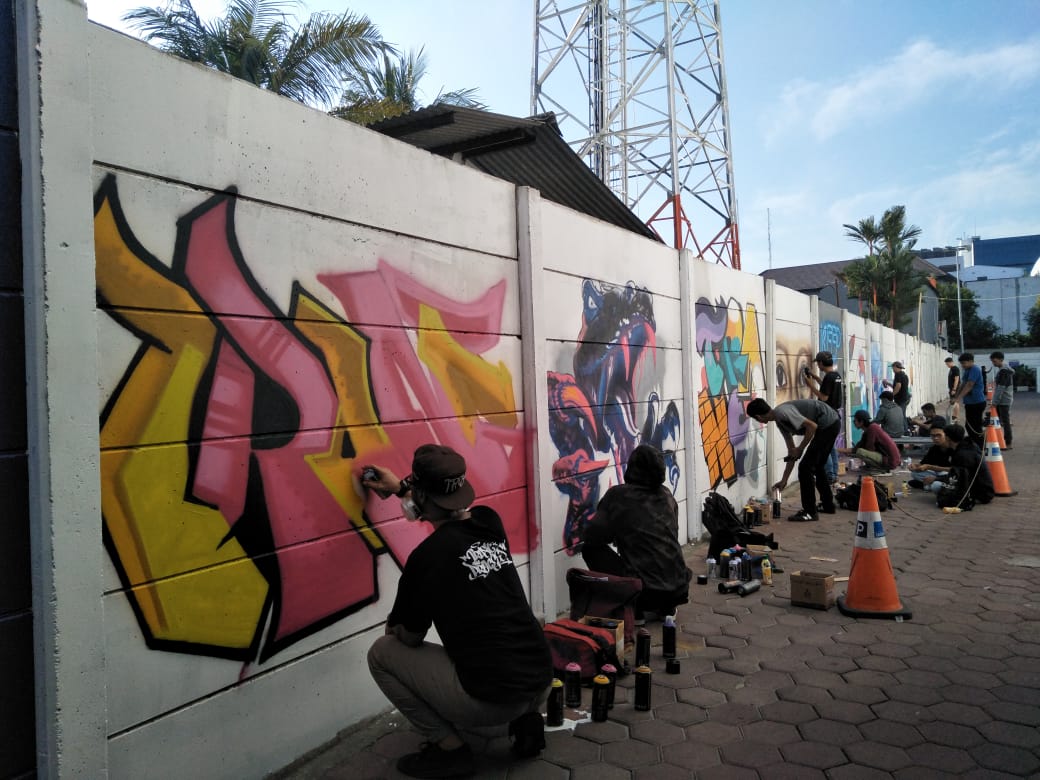 Detail Graffiti Bandung Jalan Merdeka Nomer 45