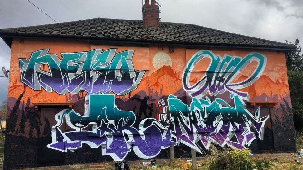 Detail Graffiti Behaviour Nomer 12