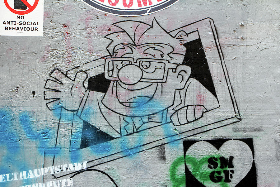 Detail Graffiti Behaviour Nomer 24