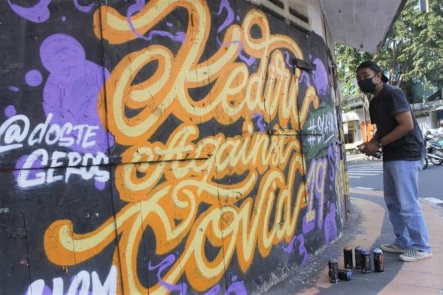 Detail Graffiti Bertema Pendidikan Nomer 38