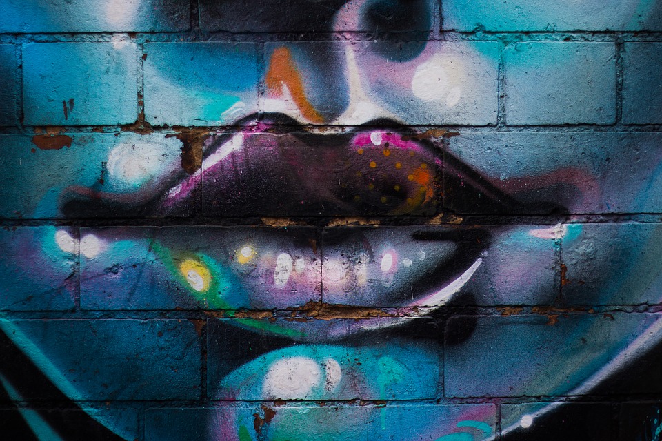 Detail Graffiti Bibir Nomer 13
