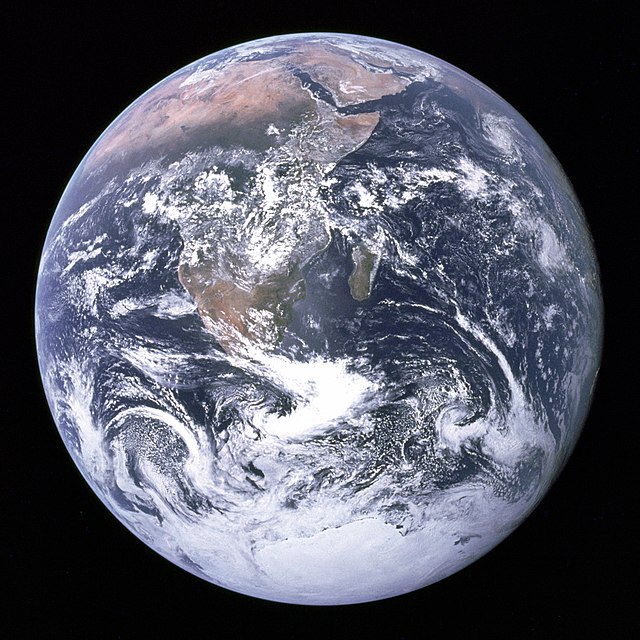 Detail Globe Jpeg Nomer 37