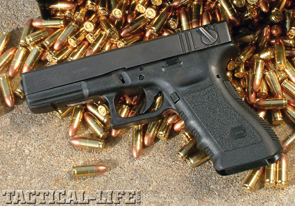 Detail Glock 18 Handgun Nomer 13
