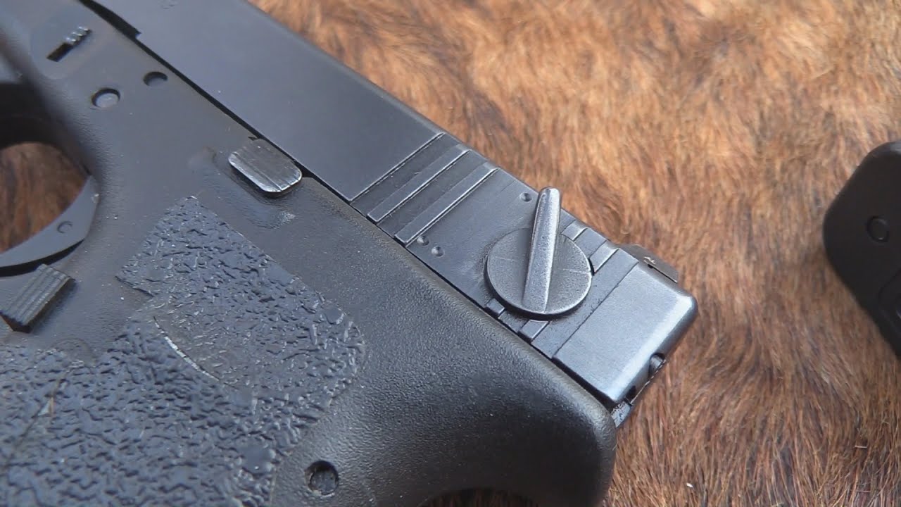 Detail Glock 18 Handgun Nomer 24