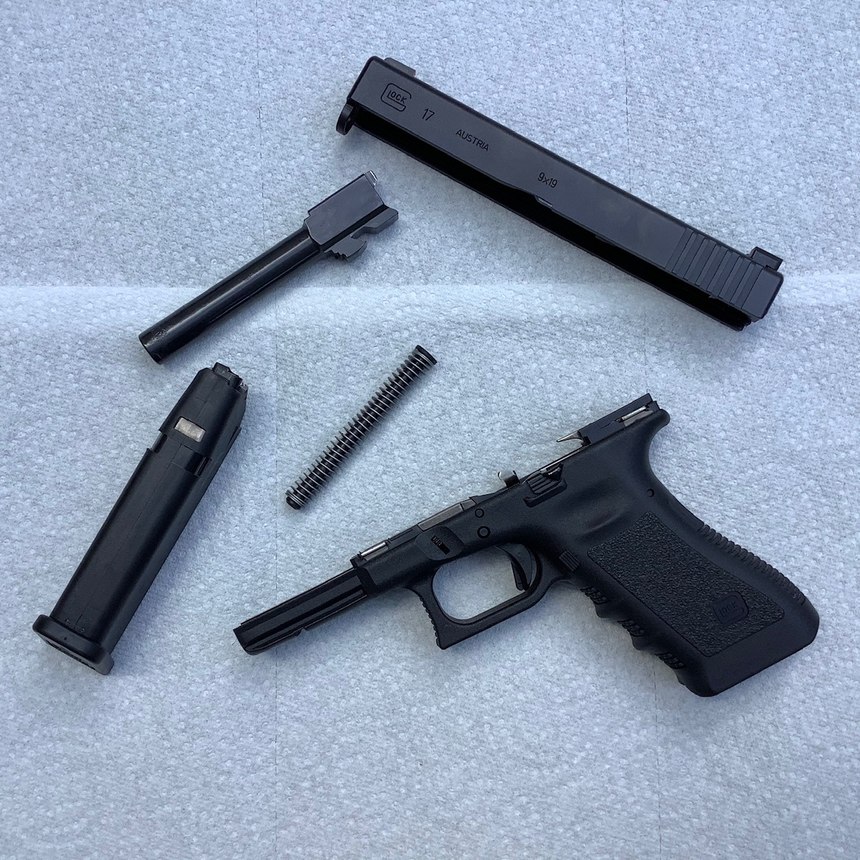 Detail Glock 18 Handgun Nomer 28