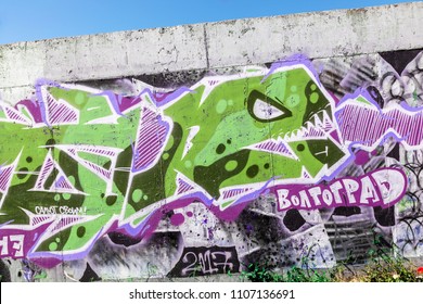 Detail Graffiti Bolot Nomer 37