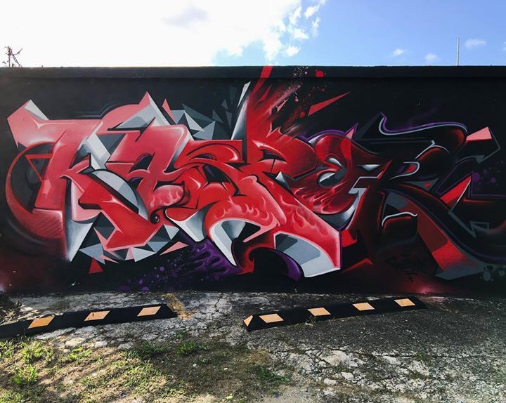 Detail Graffiti Bombing Sketch Nomer 50