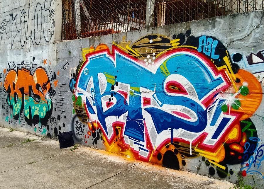 Detail Graffiti Bts Nomer 12