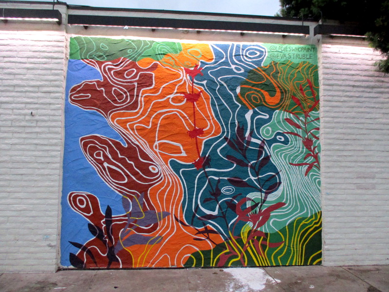 Detail Graffiti Cafe Batik Nomer 27