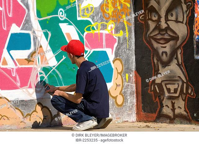 Detail Graffiti Cafe Durban Nomer 25