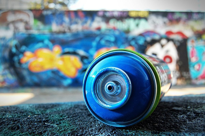 Detail Graffiti Cans Nomer 2