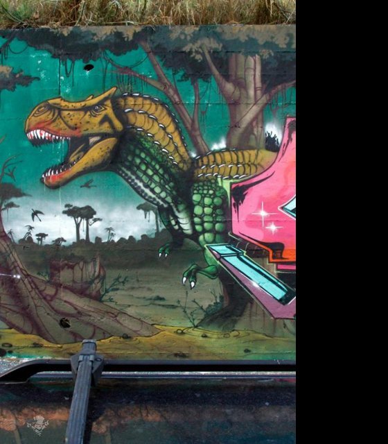 Detail Graffiti Character Dino Nomer 26