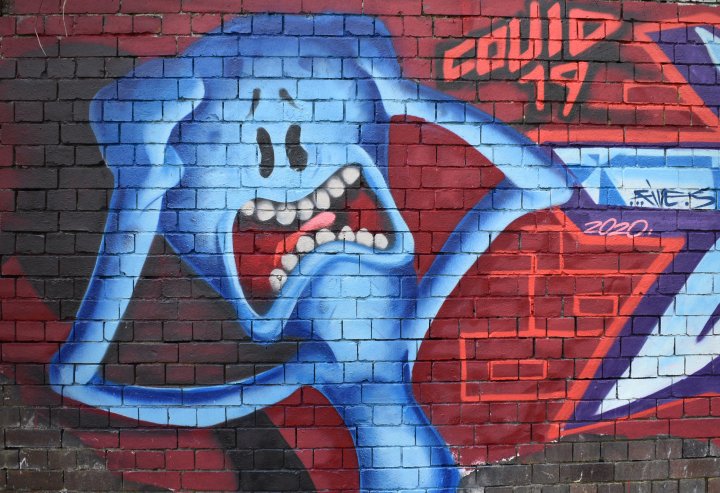 Detail Graffiti Character Red Dan Blue Nomer 29