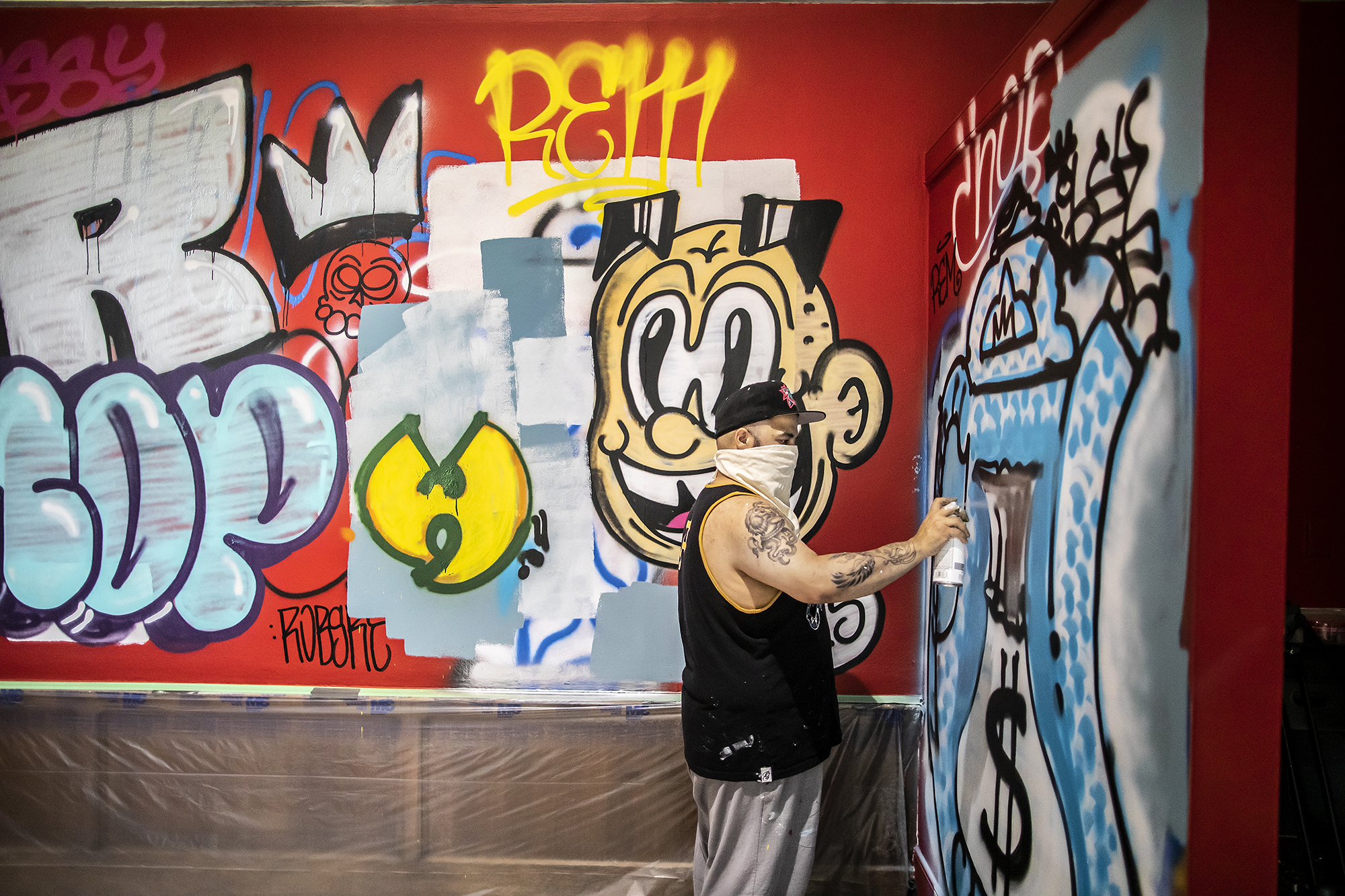 Detail Graffiti Characters One Piece Spray Can Nomer 40