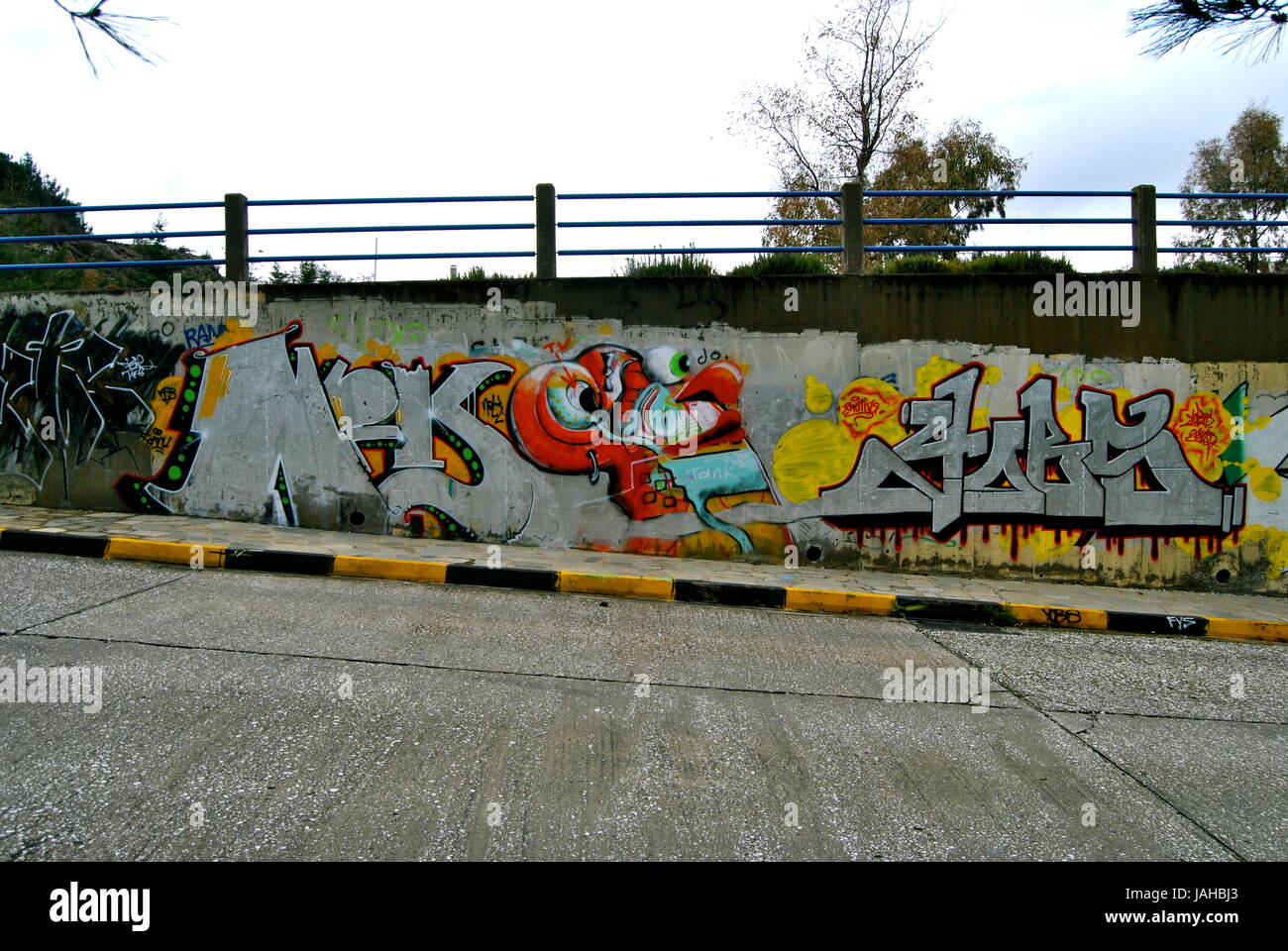 Detail Graffiti Chrome Nomer 40