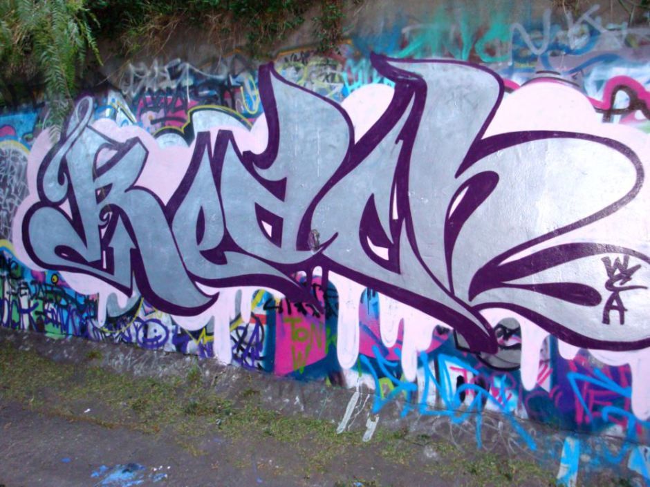 Detail Graffiti Chrome Nomer 7