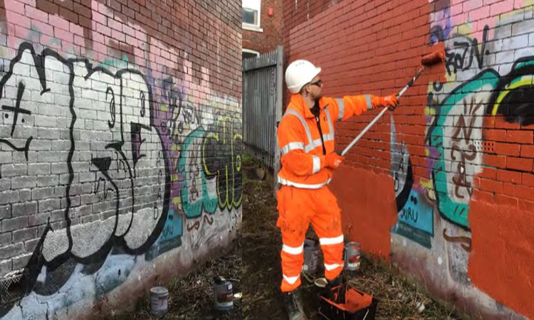 Detail Graffiti Cleaning London Nomer 46