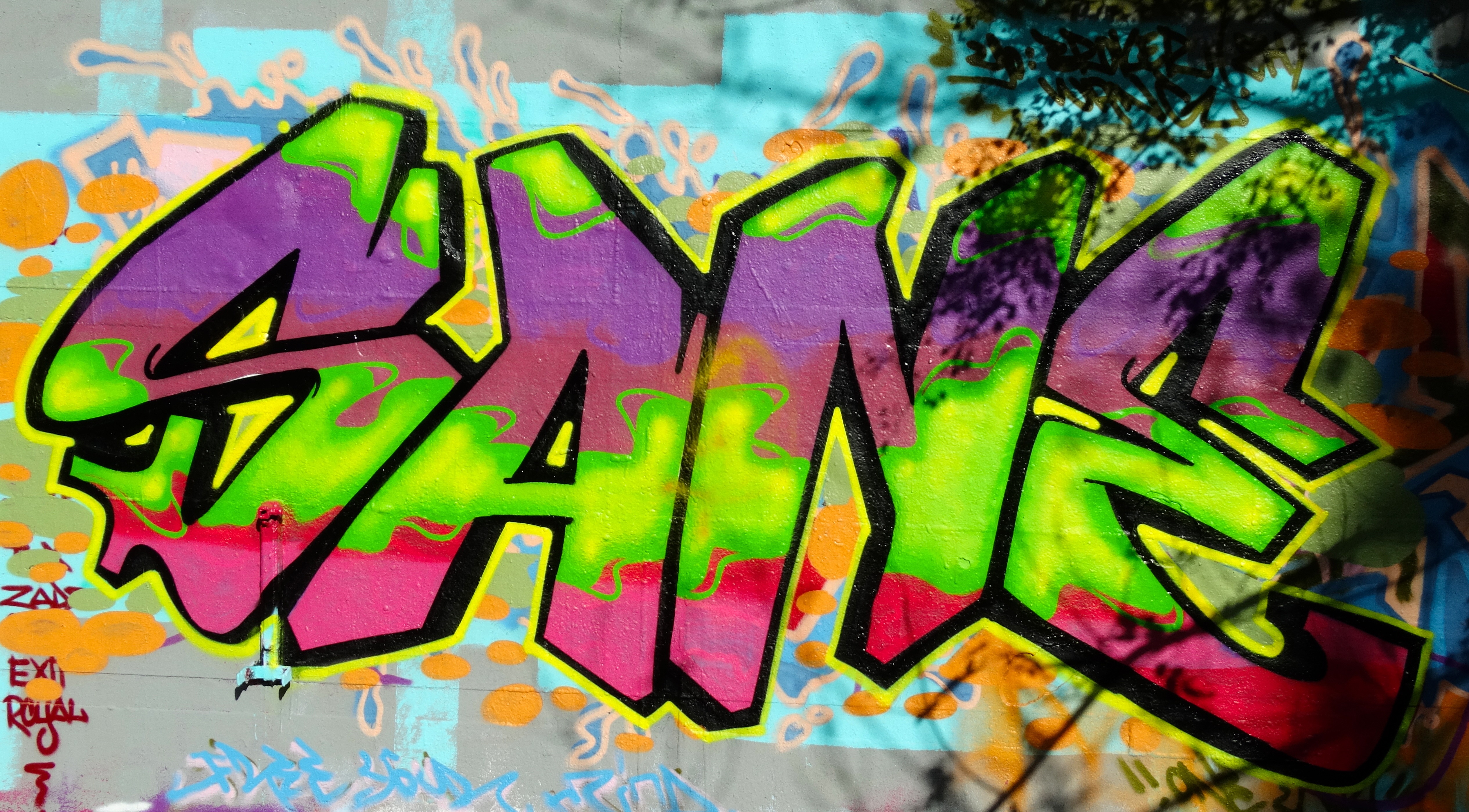 Detail Graffiti Colors Nomer 17