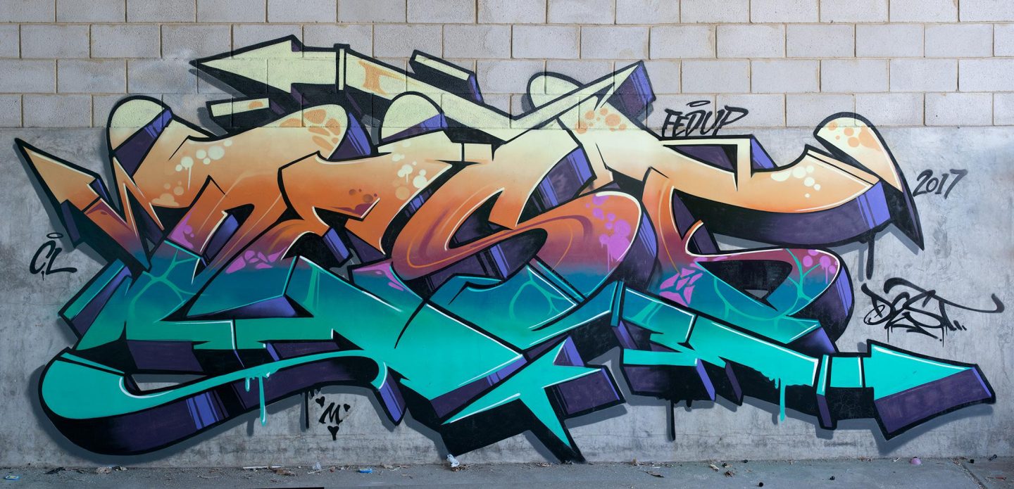 Detail Graffiti Colors Nomer 4