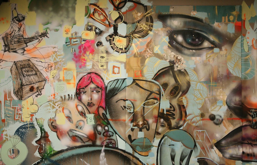 Detail Graffiti Contemporary Nomer 17