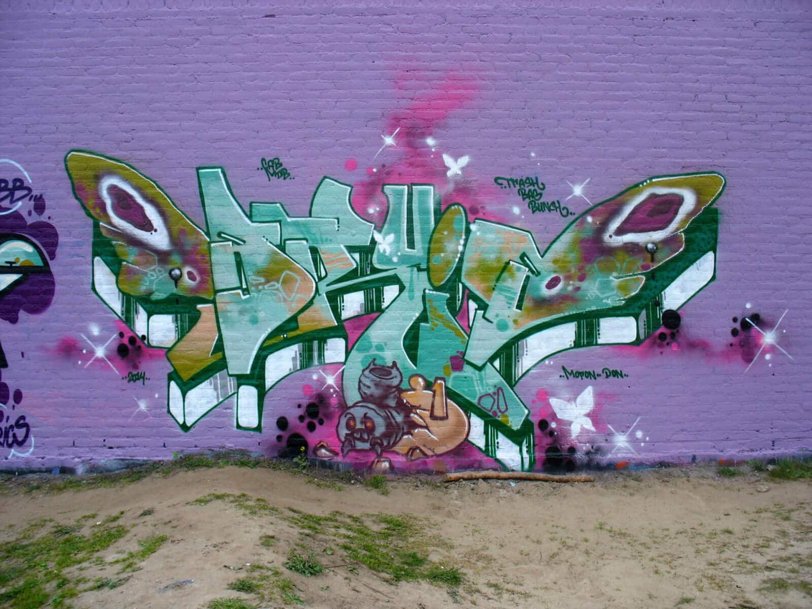 Detail Graffiti Creator Has Crashed Chrome Nomer 47