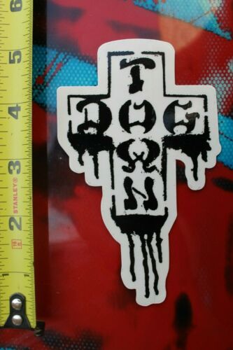 Detail Graffiti Cross Nomer 48