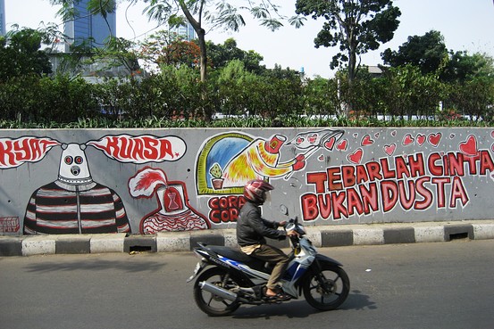 Detail Graffiti Dan Streeet Art Di Jakarta Nomer 17