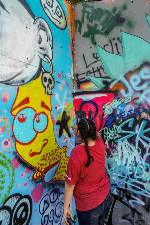 Detail Graffiti Dea Nomer 49