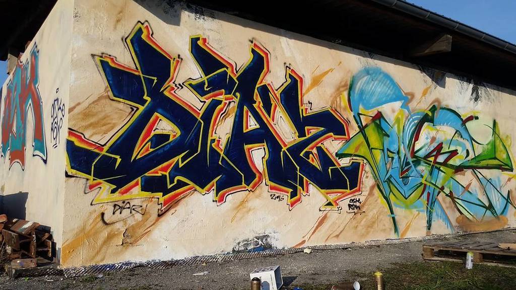 Detail Graffiti Diaz Nomer 41