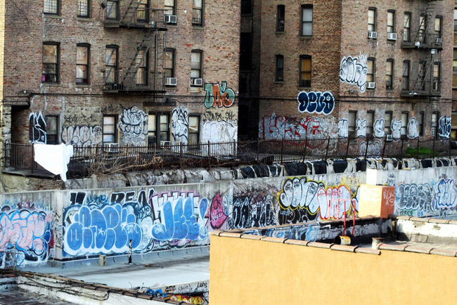 Detail Graffiti Dissertation London And New York Nomer 2