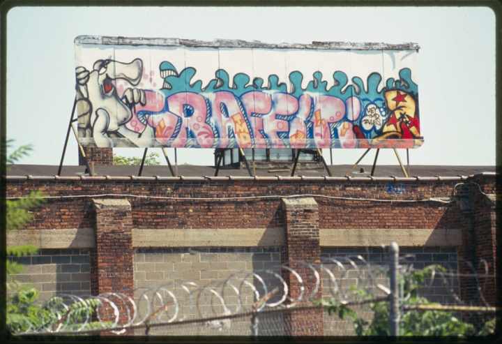 Detail Graffiti Dissertation London And New York Nomer 35
