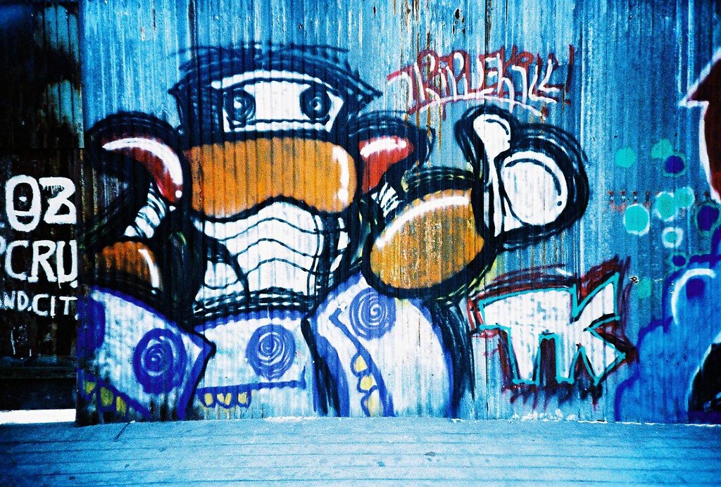 Detail Graffiti Dota Nomer 17